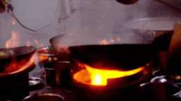 從這勾火顛鍋的 10 碗麵，認識杭州的煙火氣 | 中國最好吃的小吃