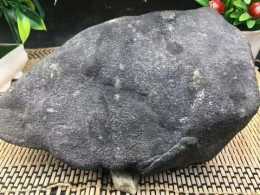 翡翠原石是怎麼樣形成的要經過什麼條件之下才會形成