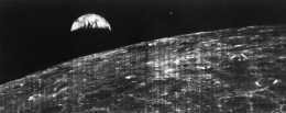在月球上看地球是什麼樣的？